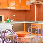 Naranja Apartment