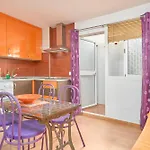 Naranja Apartment